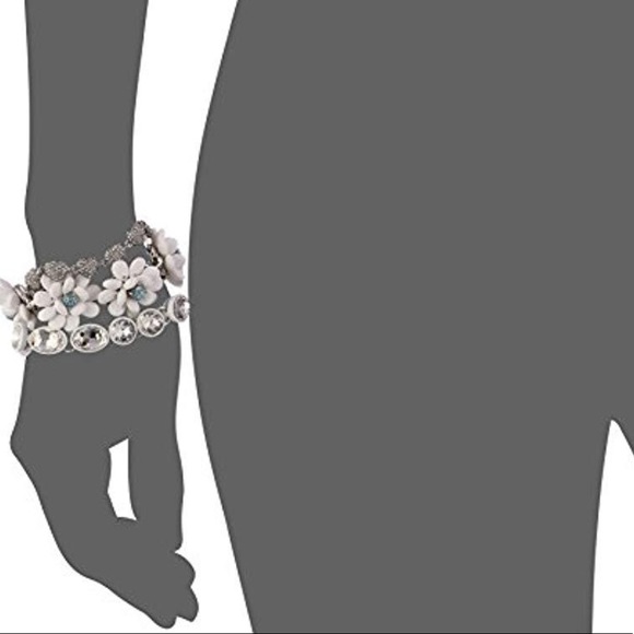 Betsey Johnson,Flower Multi-Row Bracelet - Picture 2 of 6